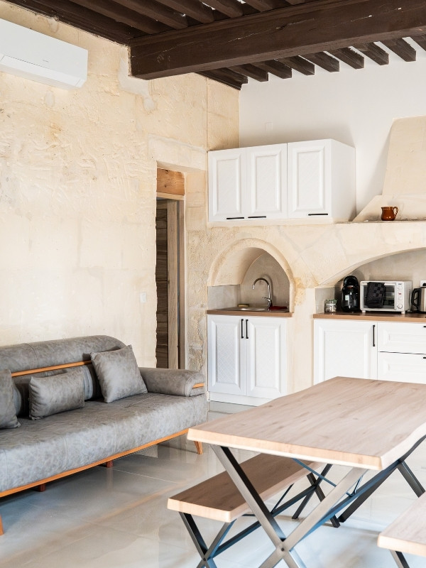batelle-chambre-sam-2 Hébergement de charme Arles - Domaine de la Batelle - Appartement 1 - Cuisine