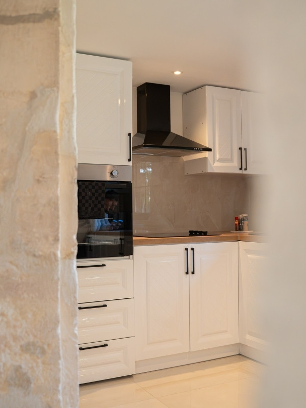 batelle-cuisine-5 Hébergement de charme Arles - Domaine de la Batelle - Appartement 5 - Cuisine