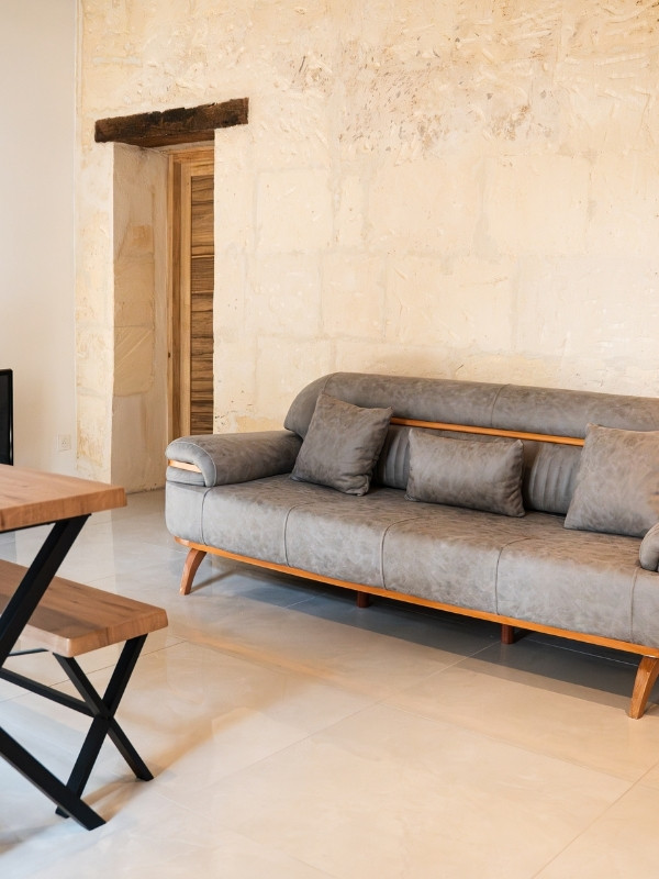 batelle-salon-2 Hébergement de charme Arles - Domaine de la Batelle - Appartement 2 - Salon